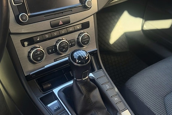 Volkswagen Passat 18 of 18