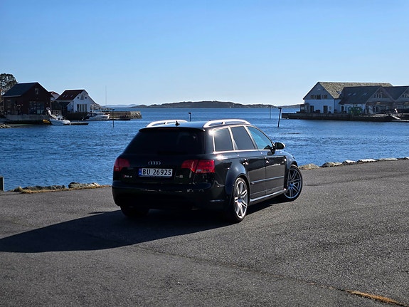 Audi RS4 3 of 3
