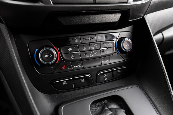 Ford Transit Connect 15 of 24