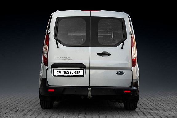 Ford Transit Connect 9 of 24