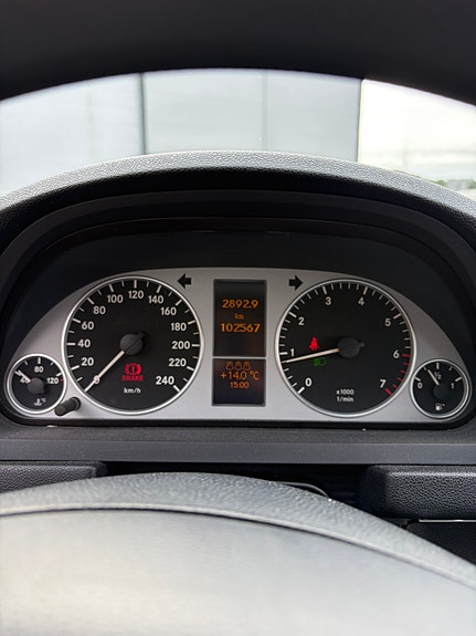 Mercedes-Benz B150 15 of 21