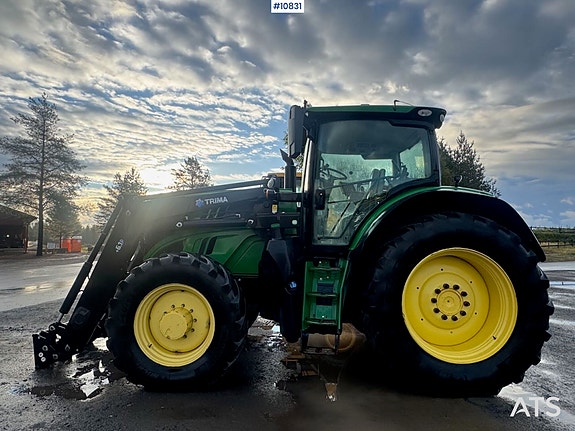 John Deere 6215R - Trima frontlaster 2 of 30