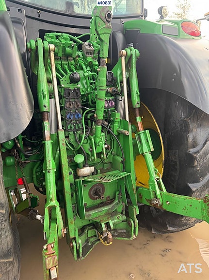 John Deere 6215R - Trima frontlaster 24 of 30