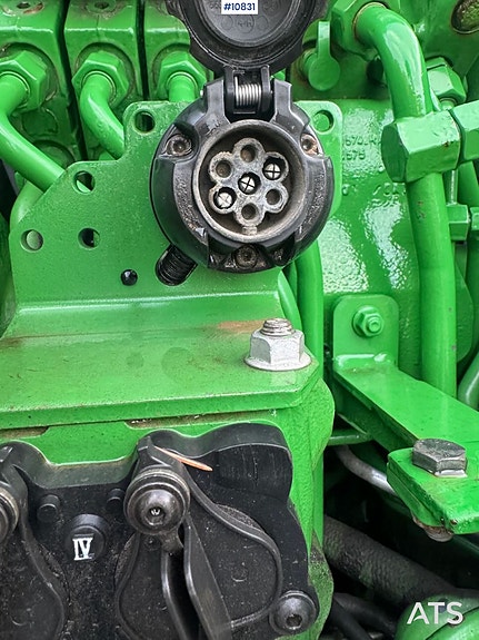 John Deere 6215R - Trima frontlaster 23 of 30