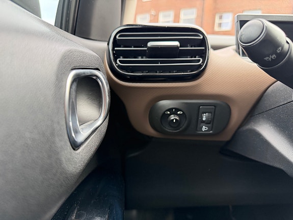 Citroen C4 Cactus 25 of 30