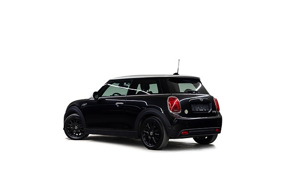 MINI Cooper SE 12 of 30