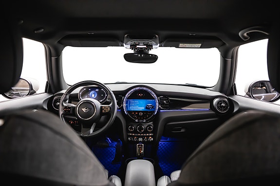 MINI Cooper SE 4 of 30