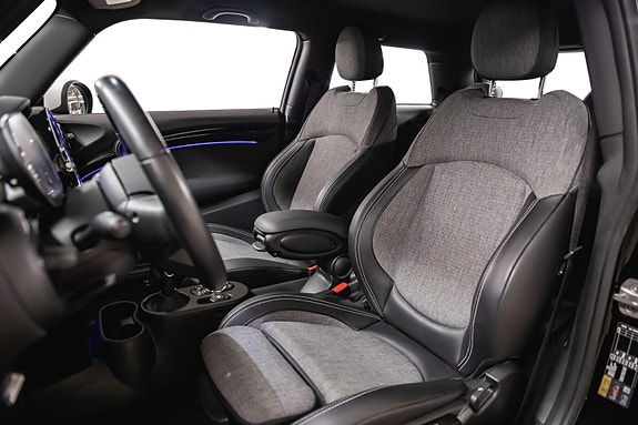 MINI Cooper SE 3 of 30