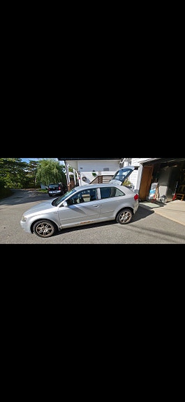 Audi A3 3 of 17
