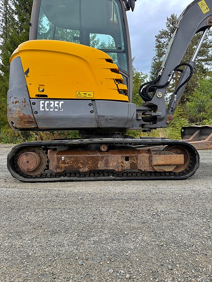Volvo EC35C 24 of 30