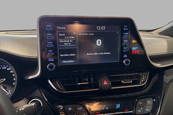 Toyota C-HR 13 of 19