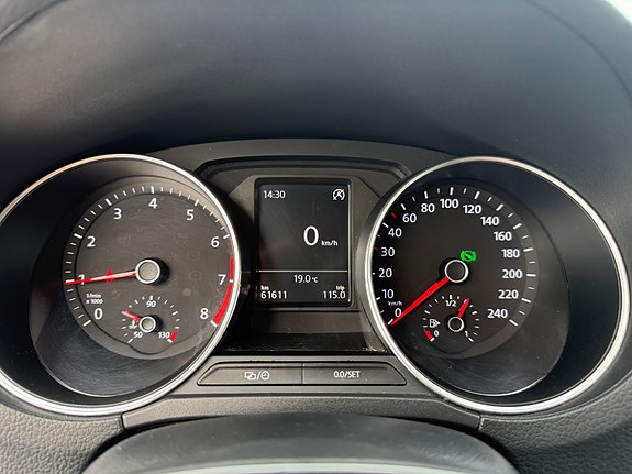 Volkswagen Polo 13 of 23
