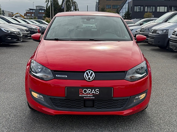 Volkswagen Polo 2 of 23
