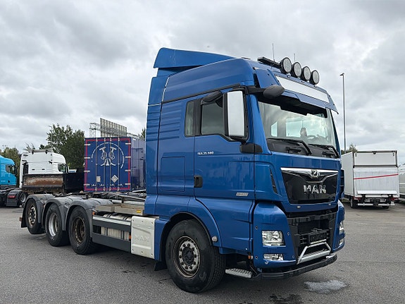 MAN TGX 35.580 8X4-4 BL 3 of 24