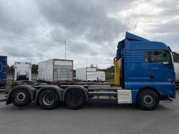 MAN TGX 35.580 8X4-4 BL 4 of 24