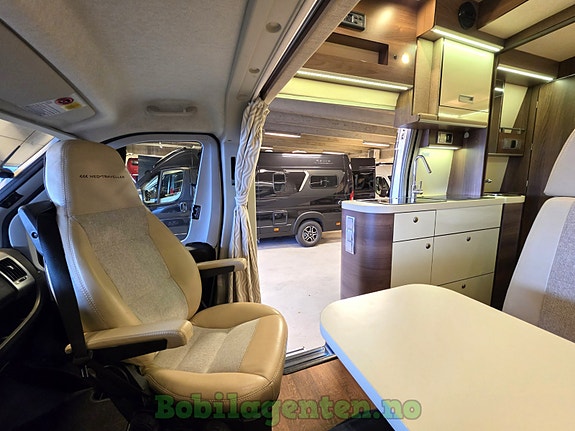 Neo Traveller Voyager XS | 150 hk / Lav km / Vinterpakke / Truma Combi Diesel / Solcelle / Lithium / Sykkelstativ / Ryggekamera +++ 14 of 30