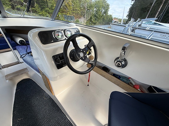 Yamarin 5930 m/Evinrude 115HO 10 of 22