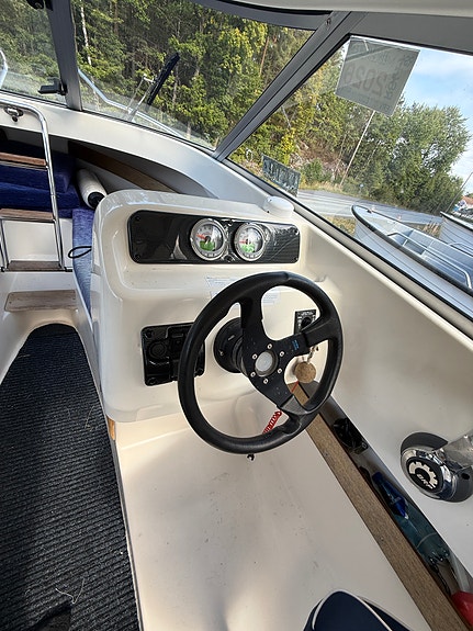Yamarin 5930 m/Evinrude 115HO 9 of 22