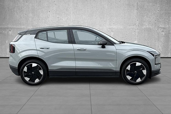 Volvo EX30 7 of 27