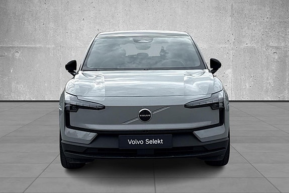 Volvo EX30 3 of 27