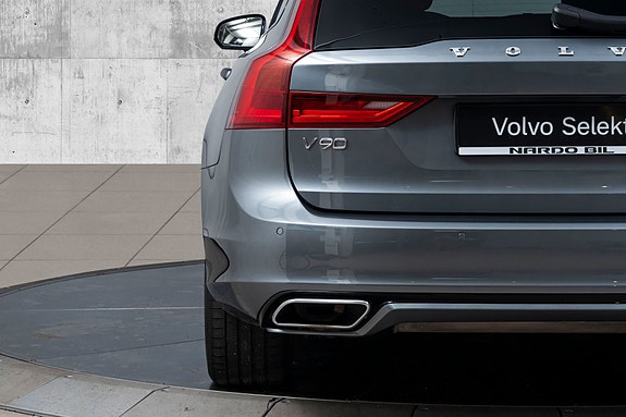 Volvo V90 10 of 30