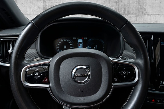 Volvo V90 11 of 30