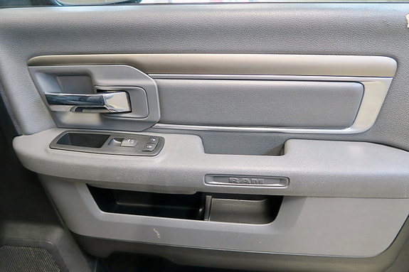 Dodge RAM 24 of 25