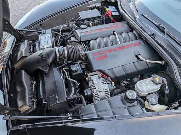Chevrolet Corvette 15 of 30