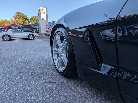 Chevrolet Corvette 12 of 30