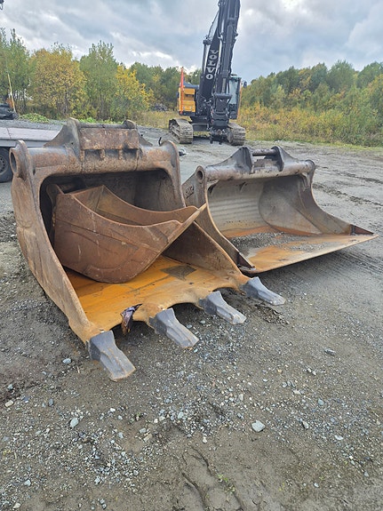 Volvo EC300EL 20 of 22
