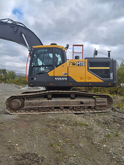 Volvo EC300EL 2 of 22