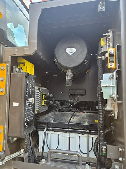 Volvo EC300EL 17 of 22