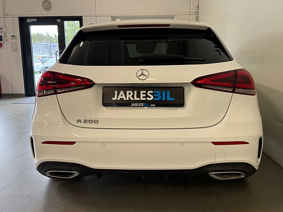Mercedes-Benz A200 11 of 19