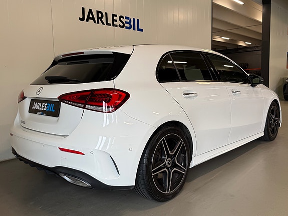 Mercedes-Benz A200 3 of 19
