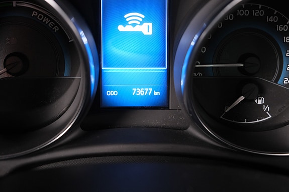 Toyota Auris 12 of 29