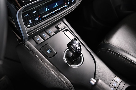 Toyota Auris 18 of 29