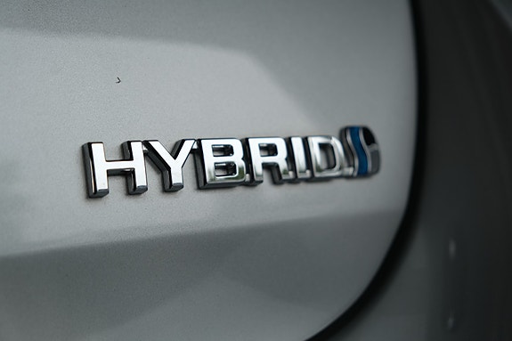 Toyota Auris 6 of 29