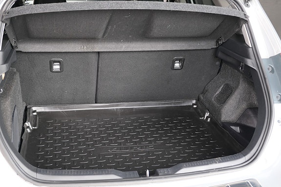 Toyota Auris 25 of 29