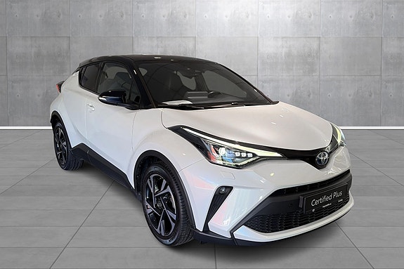 Toyota C-HR 7 of 27