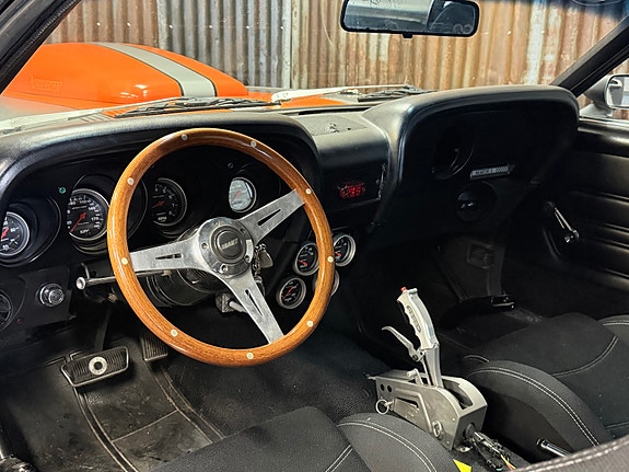 Ford Mustang 22 of 30
