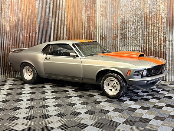 Ford Mustang 2 of 30