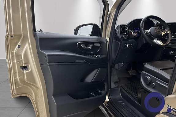 Mercedes-Benz Vito 119 9 of 17