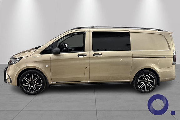 Mercedes-Benz Vito 119 2 of 17