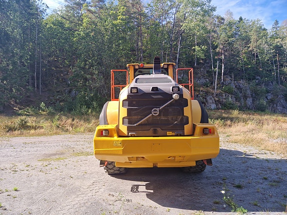 Volvo L180H 7 of 20