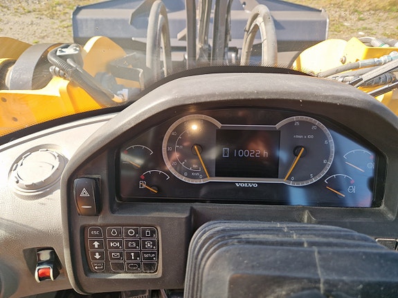 Volvo L180H 19 of 20