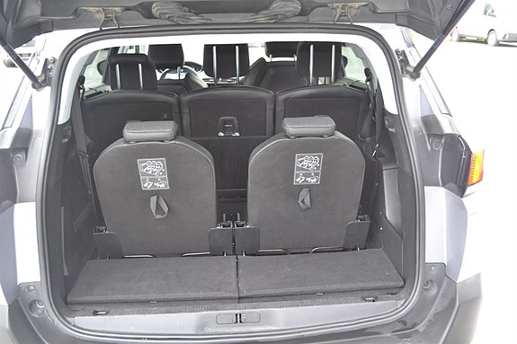 Peugeot 5008 6 of 11