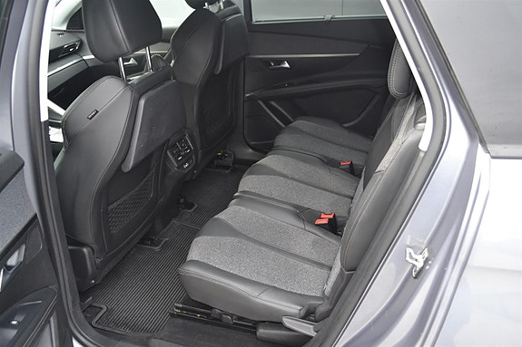 Peugeot 5008 7 of 11