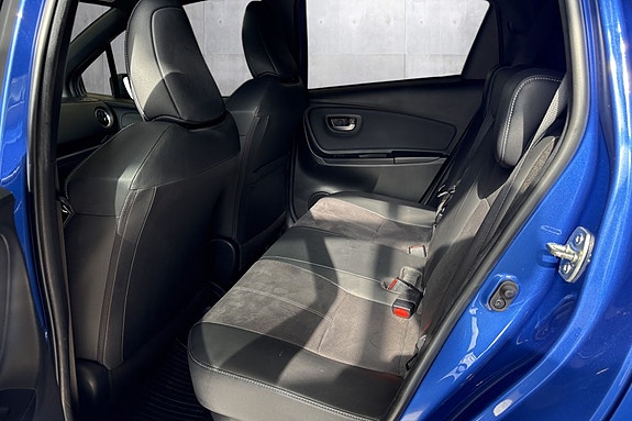 Toyota Yaris 14 of 27