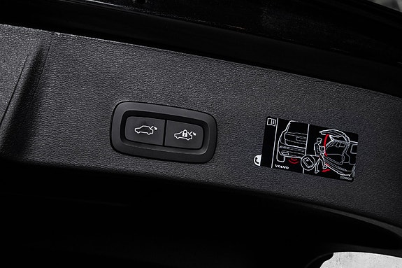 Volvo XC40 27 of 30