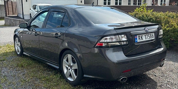 Saab 9-3 8 of 12